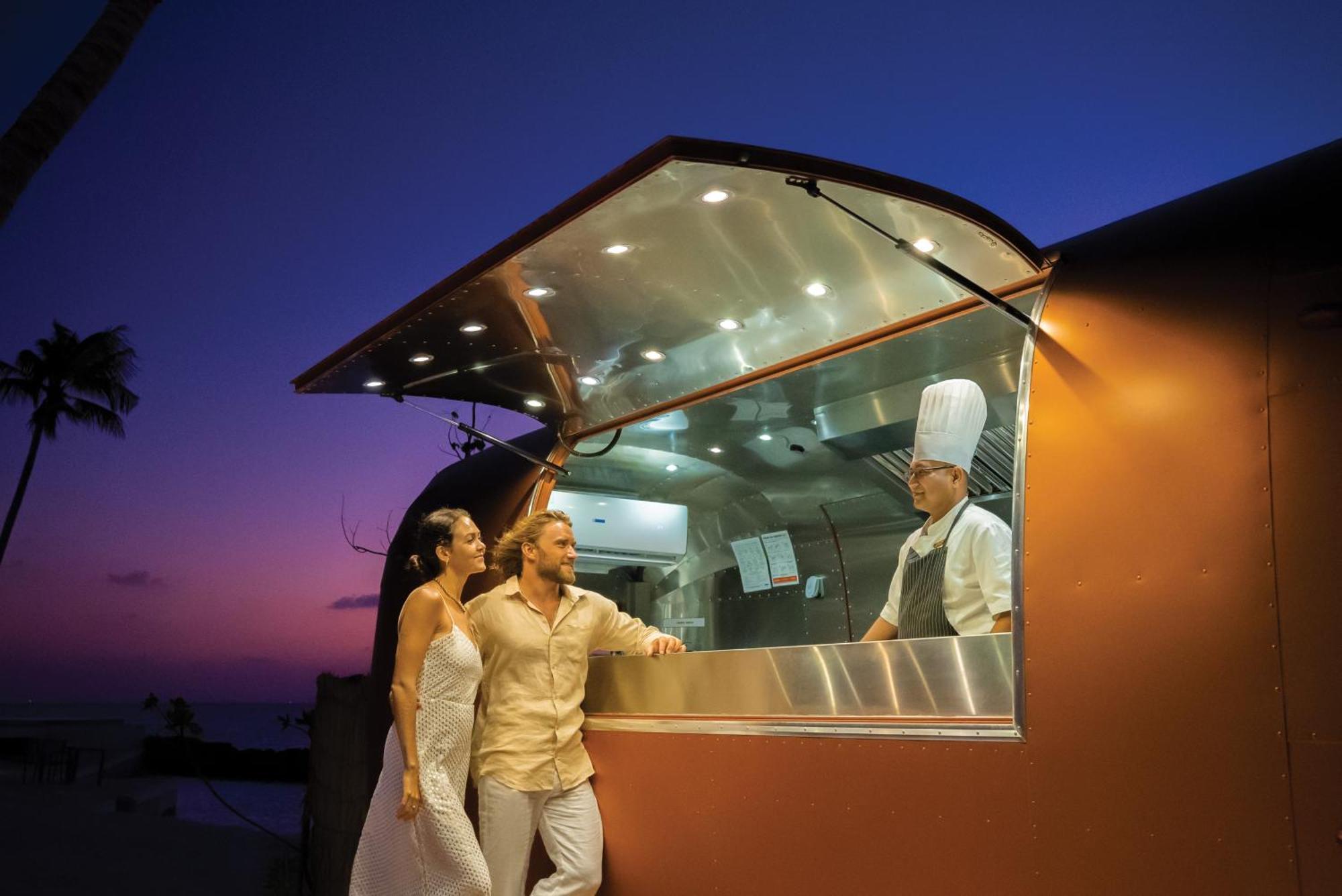 Hotel Oblu Xperience Ailafushi Male Exteriér fotografie